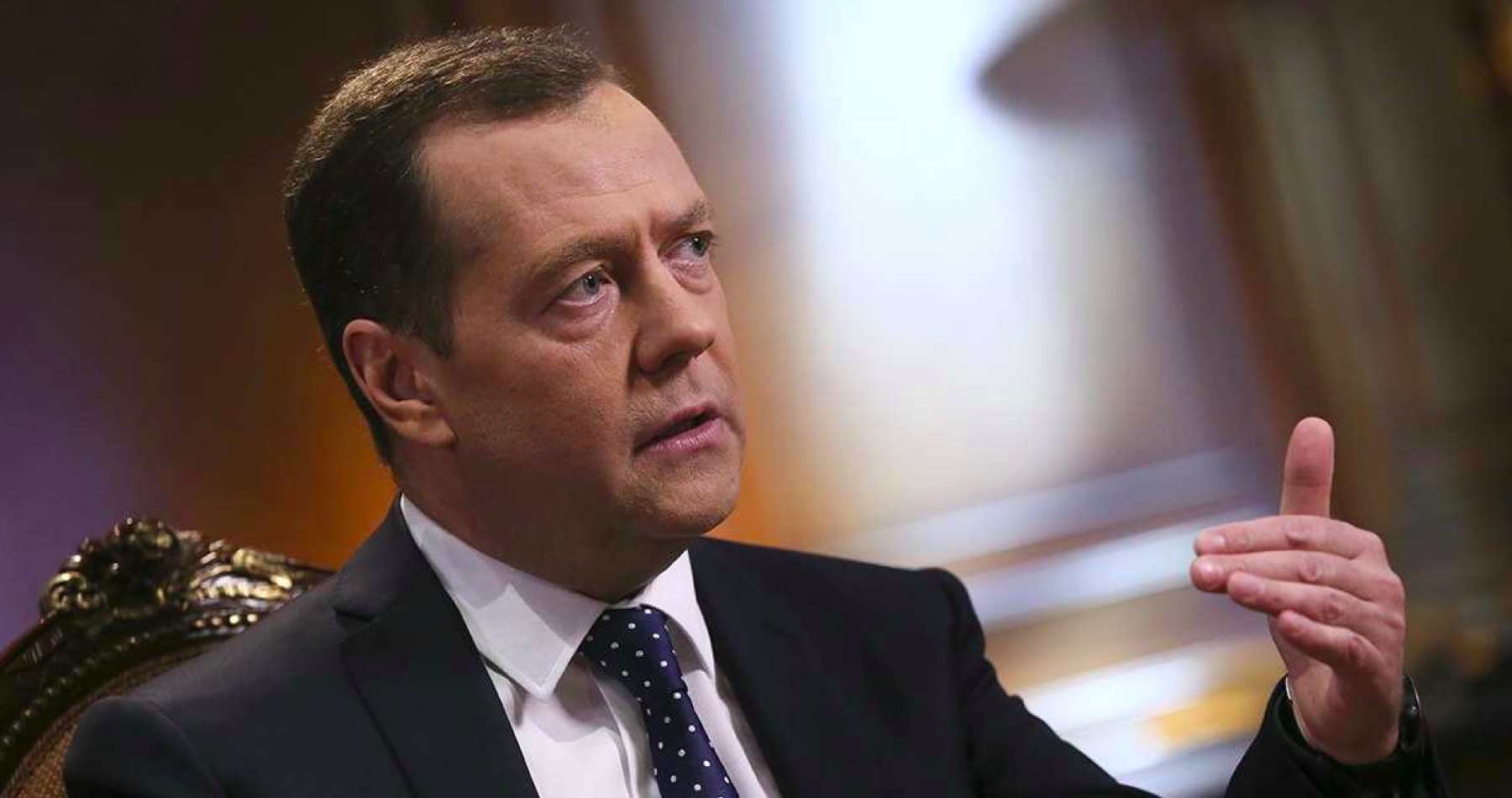 Medvedev: Na Ukrajine sa agresívne presadzuje zločinecká politika USA s podporou EÚ. Rusko dosiahne svoje ciele za vlastných podmienok