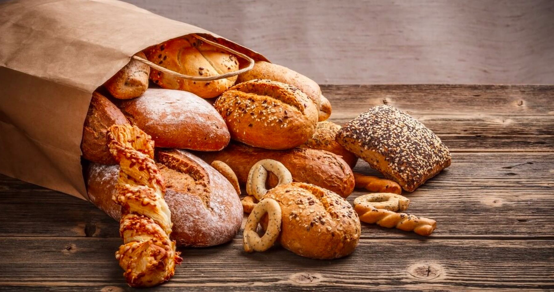 „Hegerova vláda nespravila v pomoci firmám nič a absolútne zlyháva pri záchrane podnikateľského sektora pred najväčšou krízou v histórii Slovenska,“ upozorňuje šéf zväzu pekárov a varuje, že vysoké ceny chleba ešte viac narastú a počet krachujúcich pekární a cukrární sa každým týždňom zvyšuje