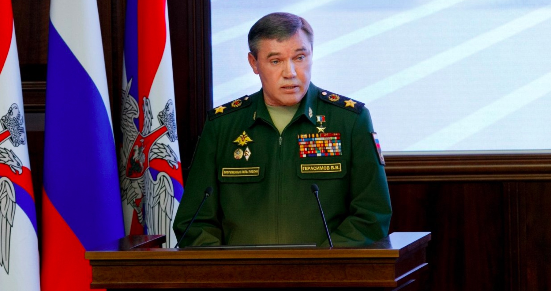 Ruská armáda potrebuje veľké reformy, čelíme prakticky celému Západu, vyhlásil náčelník generálneho štábu ruskej armády Valerij Gerasimov