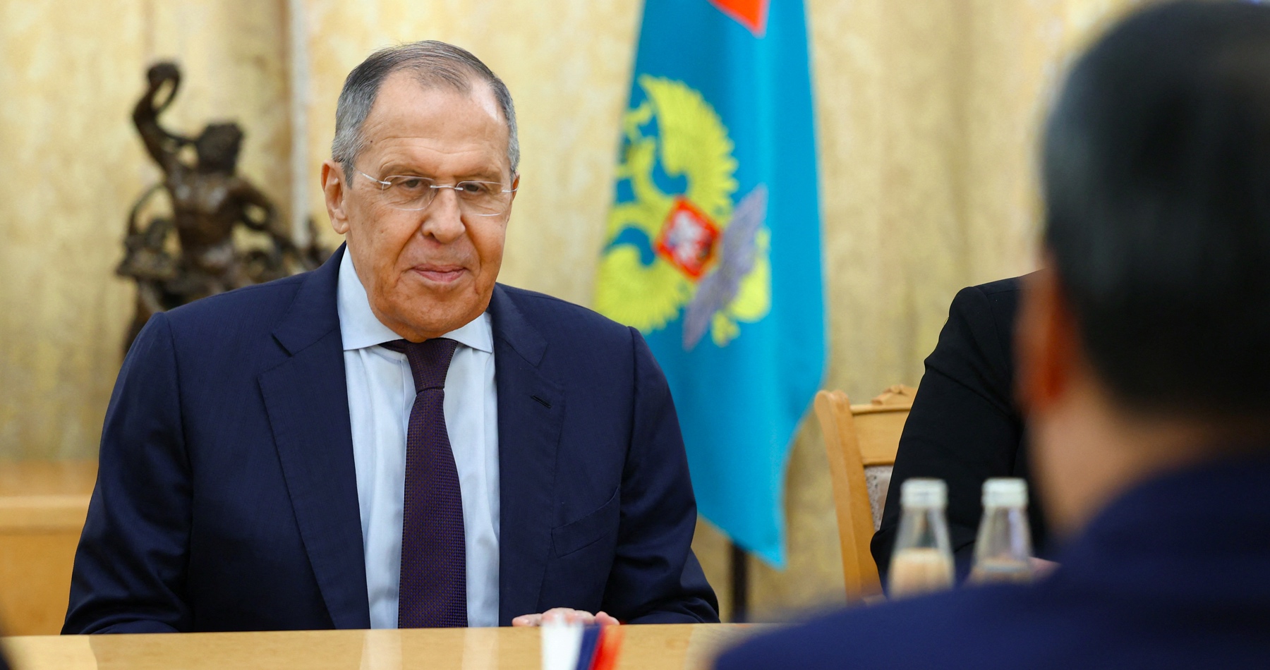 Obnoveniu mierových rokovaní s Ukrajinou bránia vážne prekážky, vysvetlil Lavrov osobitnému predstaviteľovi čínskeho rezortu diplomacie