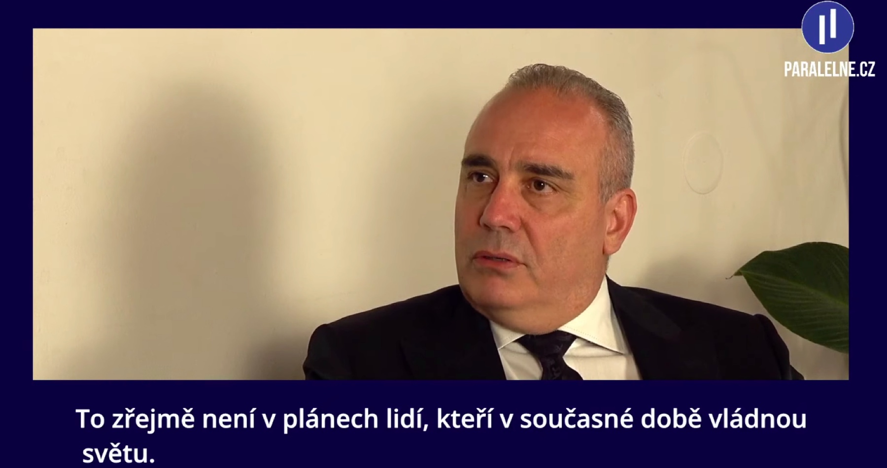 VIDEO: Bulharský politik hovorí o nefunkčnosti súčasného politického systému, kde inštalované bábky plnia príkazy nevolených ľudí namiesto vôle vlastných občanov, efekte priamej demokracie, slovanskej genetickej výbave naviazanej na tradície, rodinu, lásku k vlasti, vzájomnú pomoc a túžbu žiť v mieri, čo je v rozpore s agendou skupiny osôb vládnucich svetu 