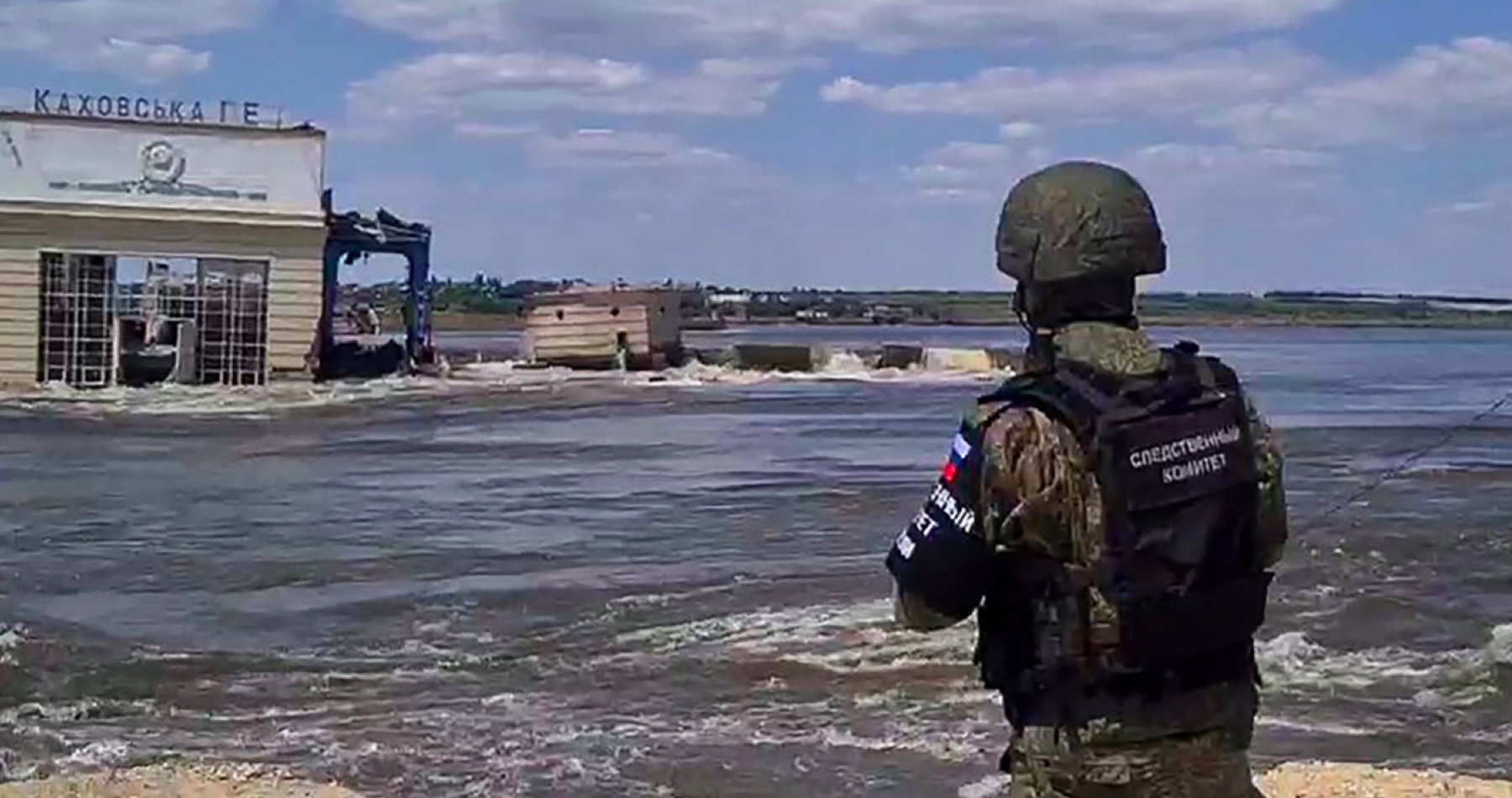 Ukrajina systematicky pracovala na zničení hrádze vodnej elektrárne Kachovka