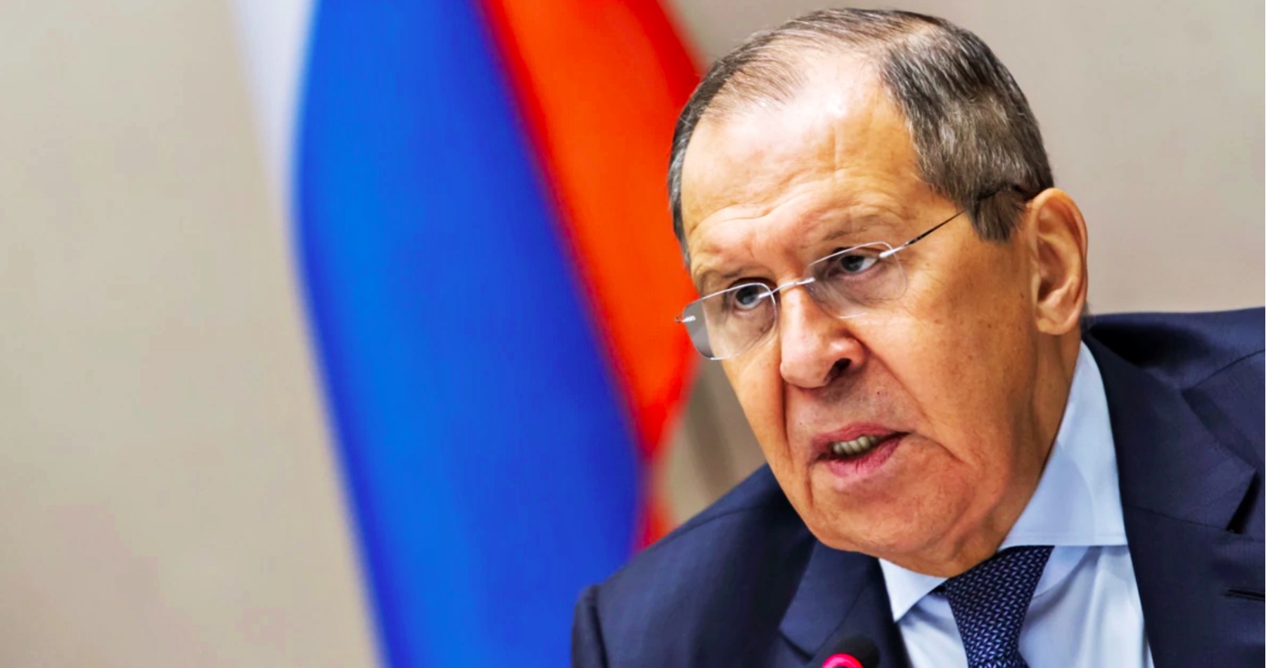 Západ podkopal územnú celistvosť Ukrajiny, vyhlásil Lavrov