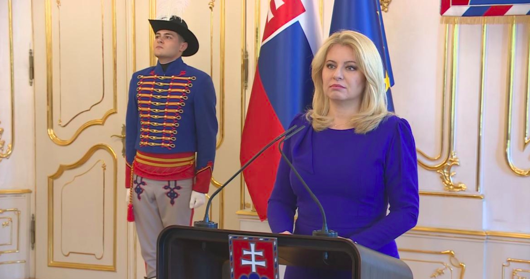 VIDEO: Čaputová oznámila, že Fica dnes poverí rokovaniami o zostavení vlády, ktoré časovo ohraničila. Okrem lídra Smeru sa stretne aj so Šimečkom a Pellegrinim