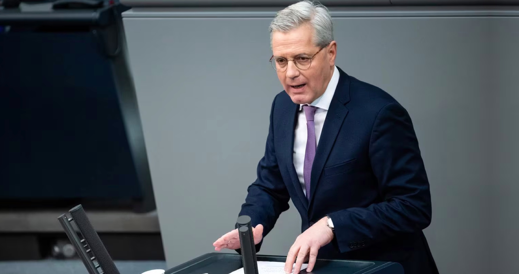 Německý poslanec se obul do Slovenska a Maďarska: „Odejděte z EU, nepotřebujeme Putinovy trojské koně!“