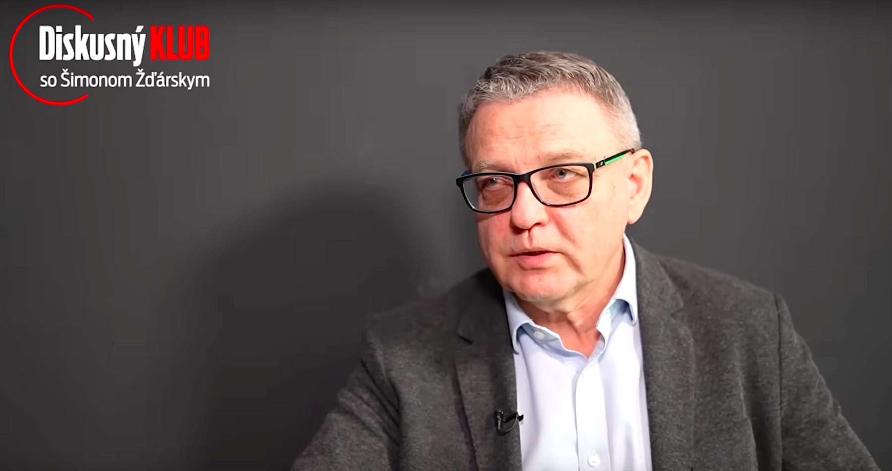 VIDEO: Lubomír Zaorálek tvrdí, že Vladimir Putin je ten, ktorý bude určovať parametre podmienok mieru na Ukrajine, nie Donald Trump. Koalícia štátov ochotných pokračovať v podpore Ukrajiny a bojovať proti Rusku je podľa neho iba snívaním. Upozornil, že vedenie EÚ nepredstavuje demokratickú vôľu občanov členských štátov Európskej únie, ale ide o figúrky dosadené záujmovými skupinami