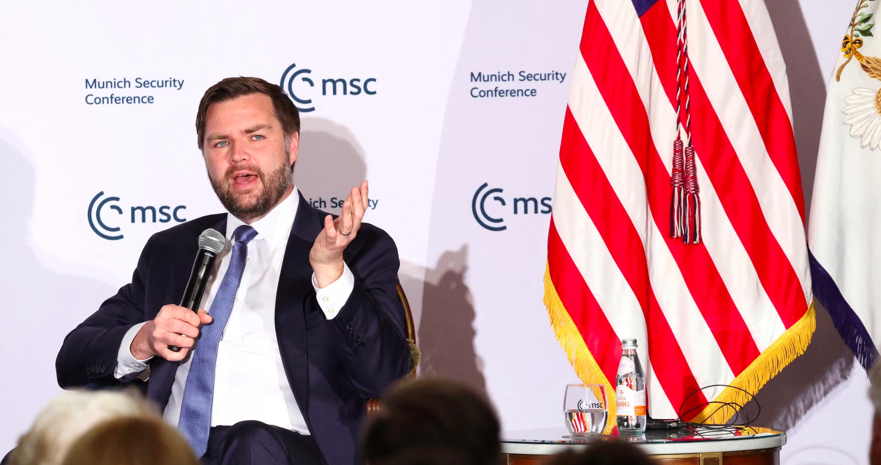 VIDEO: Viceprezident USA JD Vance vyzval na priame mierové rokovania medzi Ruskom a Ukrajinou. Európska kultúra a americká kultúra sú a budú podľa neho veľmi prepojené