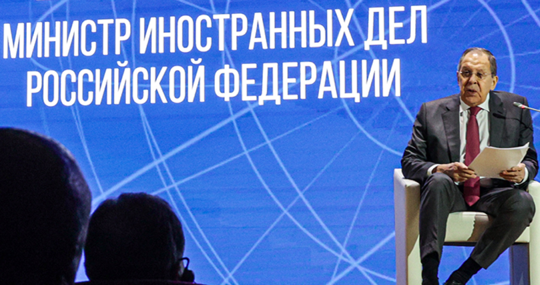 VIDEO: Sergej Lavrov o hlboko zakorenenej rusofóbii na Ukrajine podporovanej Západom už od čias Rakúsko-Uhorska, o pohrobkoch banderovcov, ktorí prostredníctvom prevratu ovládli štát, o príčinách vojenského konfliktu na Ukrajine, ale aj o zločinoch Zelenského režimu