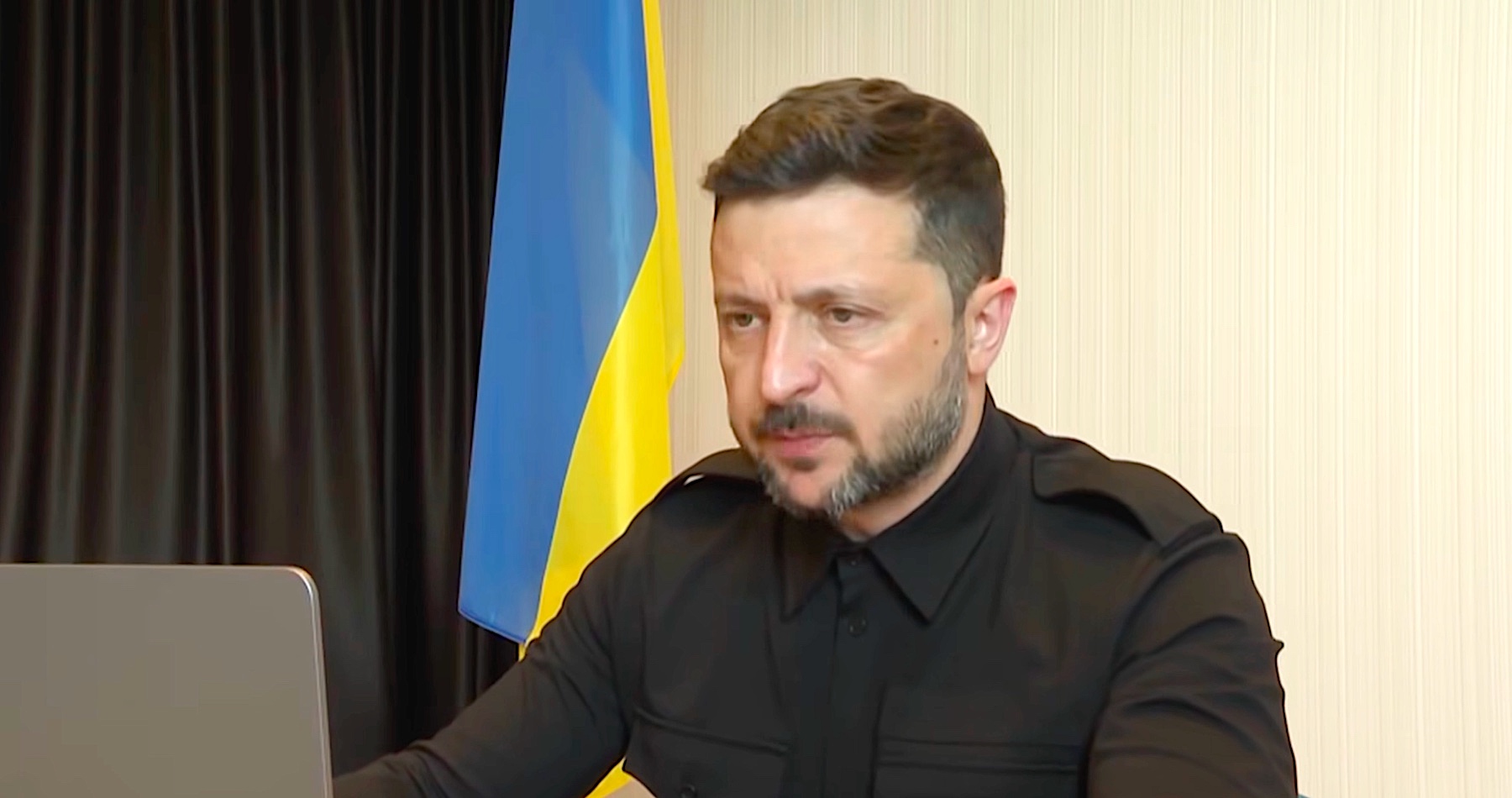VIDEO: Zelenskyj nazval ruské vyjednavače “idioty” kvůli jejich nabídce na třicetidenní příměří na posbírání padlých vojáků