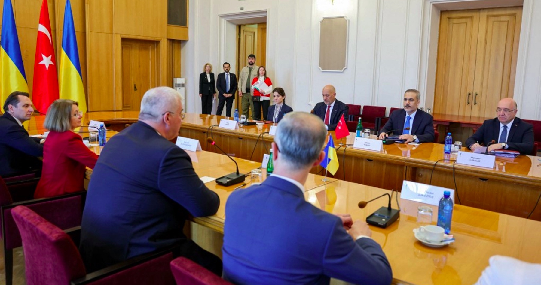Ukrajina obvinila Rusko, že počas druhého kola mierových rokovaní v Istanbule predložilo súbor „starých ultimát“, ktoré situáciu podľa kyjevského režimu neposúvajú k mieru