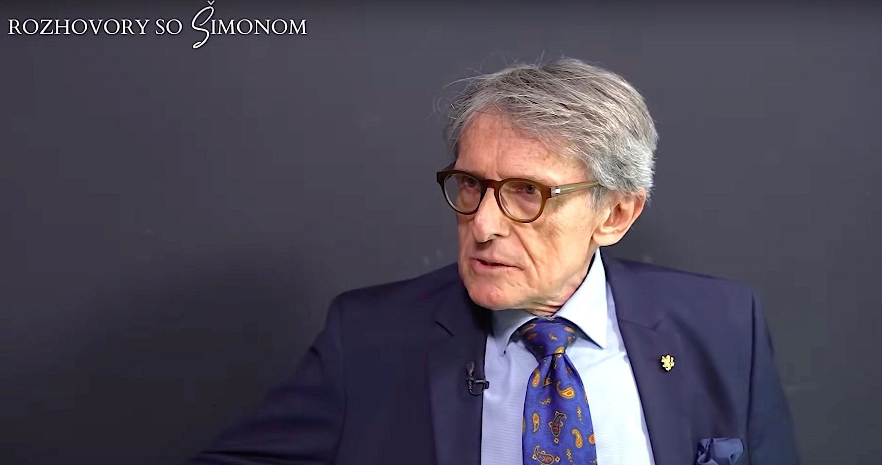 VIDEO: Ekonóm a politológ Robejšek o konci globalizácie, o ekonomizácii všetkého, o chýbajúcej stratégii zameranej na udržiavanie blahobytu a rozvíjania demokracie, o Trumpovej colnej politike, o posune ľudskej mentality preč od materializmu a honby za ziskom a o potrebe odpútania sa od vízie technokratického modelu smerovania civilizácie ku kreatívnemu a zmysluplnému nastaveniu fungovania spoločnosti s dôležitejšími hodnotami 