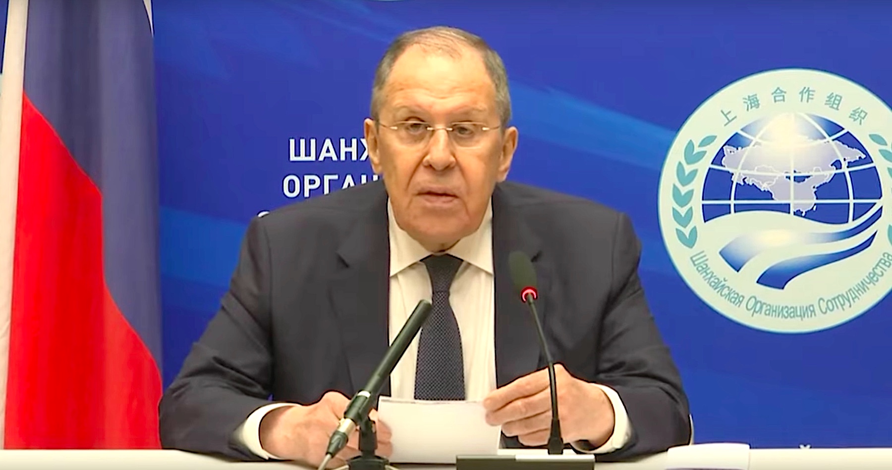 VIDEO: Lavrov obvinil Ukrajinu z marenia mierového úsilia