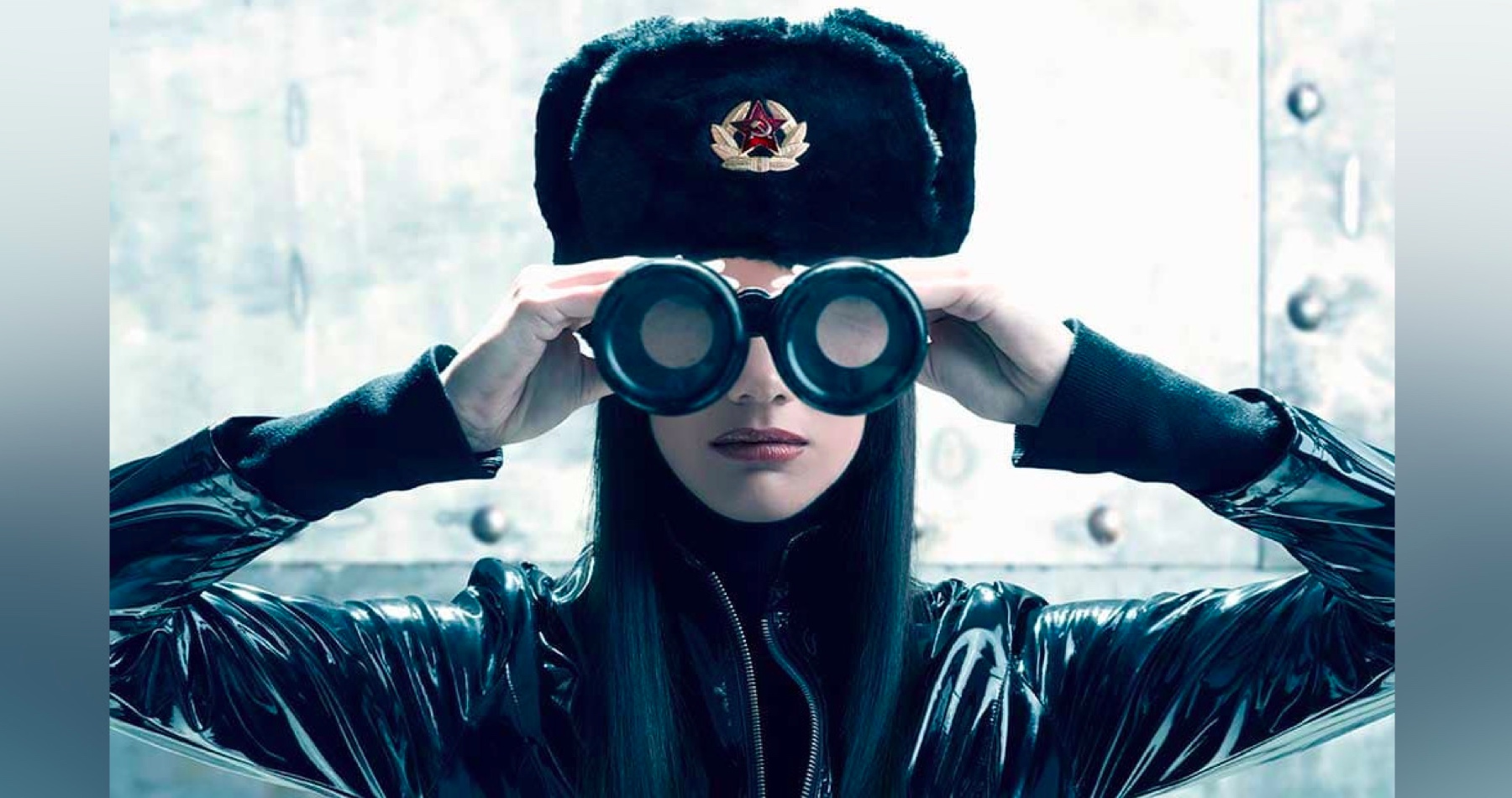 Veľká Británia uvalila sankcie na ruskú vojenskú rozviedku GRU a jej agentov. Rezort diplomacie to odôvodňuje šírením konšpiračných teórií, že ruskí špióni vedú kampaň s cieľom destabilizovať Európu, podkopať ukrajinskú suverenitu a ohroziť bezpečnosť britských občanov