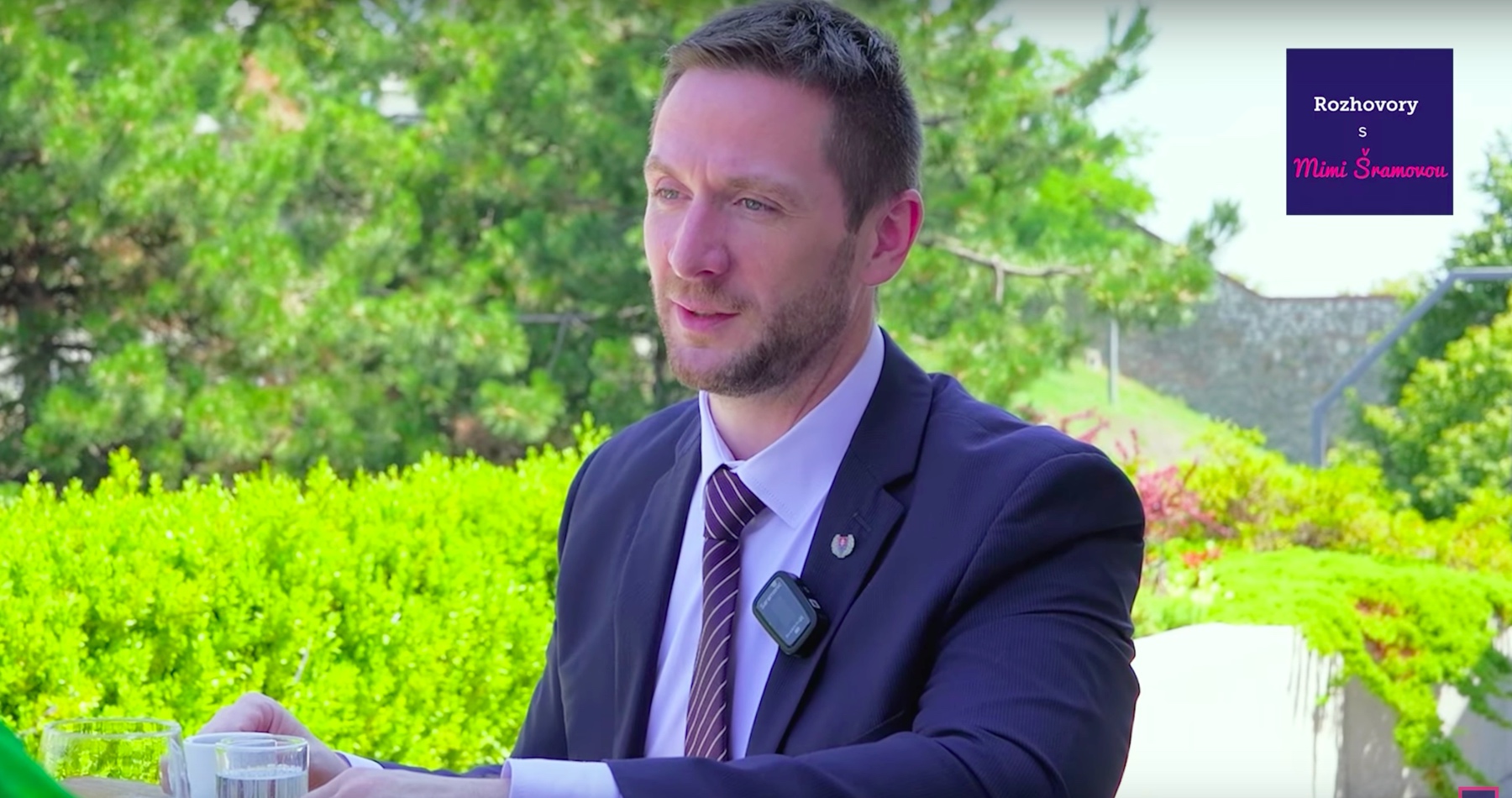 VIDEO: Europoslanec Milan Uhrík o správe eurokomisie o Slovensku, mentálnom zdraví novinárov korporátnych médií, podporovaní LGBTI agendy, 18. balíku protiruských sankcií, garanciách požadovaných premiérom Robertom Ficom, zvyšovaní výdavkov na zbrojenie a pre Ukrajinu, ale aj o odvolávaní šéfky Európskej komisie Ursuly von der Leyenovej a jej klesajúcej podpore