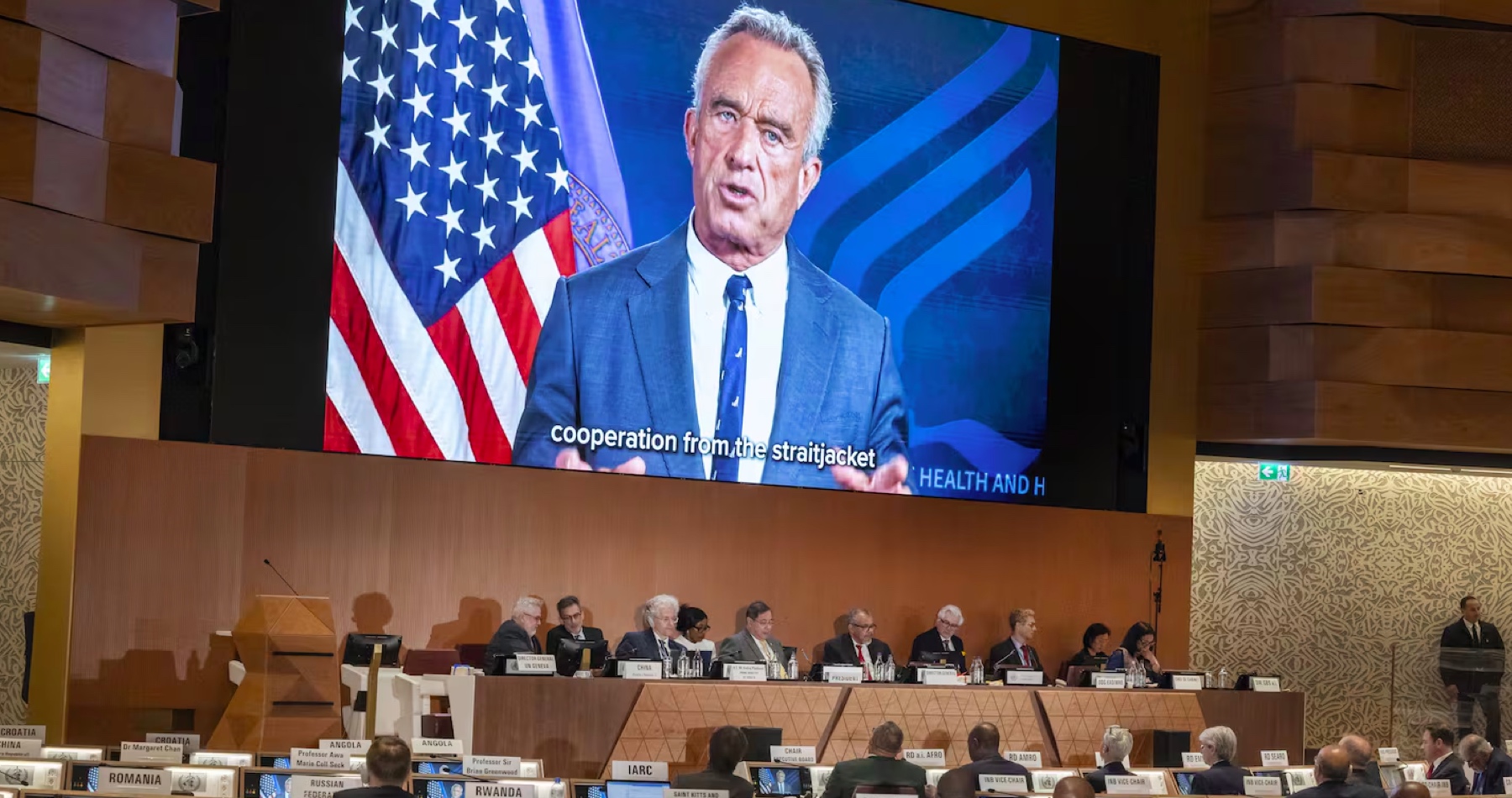 Za odchodem USA z WHO je boj o směrování globální zdravotní politiky