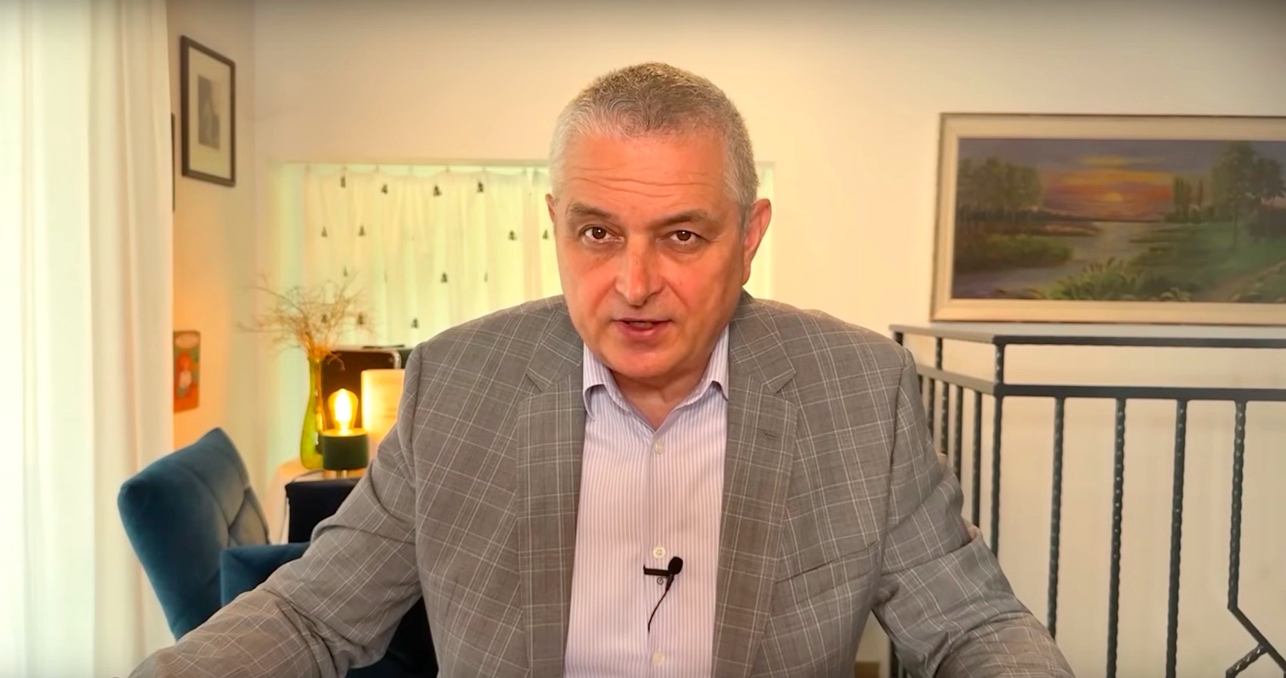 VIDEO: Vojenský muzikál na Tureckom vrchu alebo o novom politickom marketingu o patriotizme zameranom na boj namiesto mieru a o potrebe dať veci do rovnováhy a okrem pripravenosti na boj byť schopný milovať život a konflikt riešiť načúvaním jeden druhému