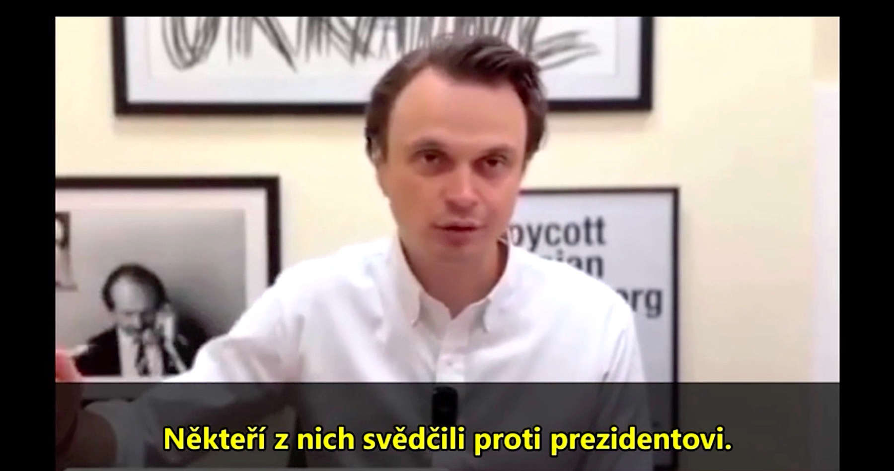 VIDEO: Ukrajinský politolog odhalil, že ukrajinská protikorupční agentura NABU má na zašifrovaném nosiči výpovědi svědků a důkazy o mamutí korupci Volodymyra Zelenského a stopy k němu vedou přes jeho přítele a mediálního magnáta, který po vypuknutí protestů v Kyjevě uprchl do Rakouska s výjezdní propustkou vystavenou prezidentskou kanceláří