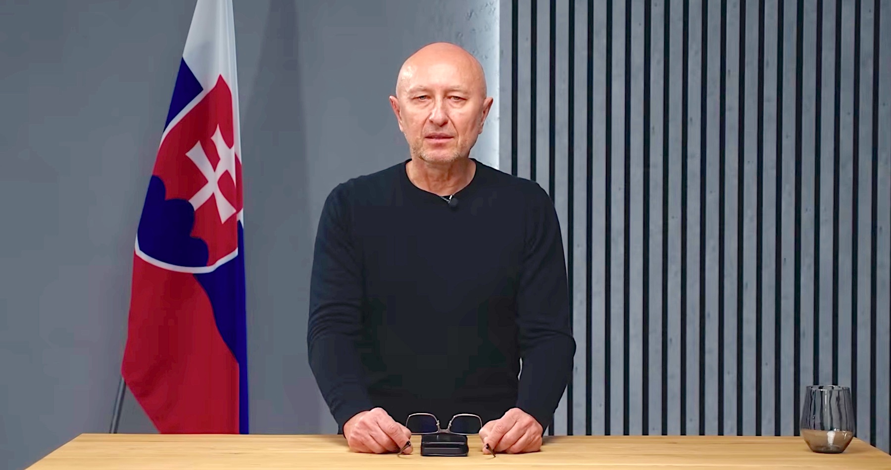 VIDEO: Zoroslav Kollár o tom, ako slovenskí politici už 34 rokov zlyhávajú v zabezpečení energetickej a potravinovej sebestačnosti. Ivan Mikloš strategické podniky predal a Robert  Fico ani Richard Sulík nevyužili šancu získať ich späť do rúk štátu