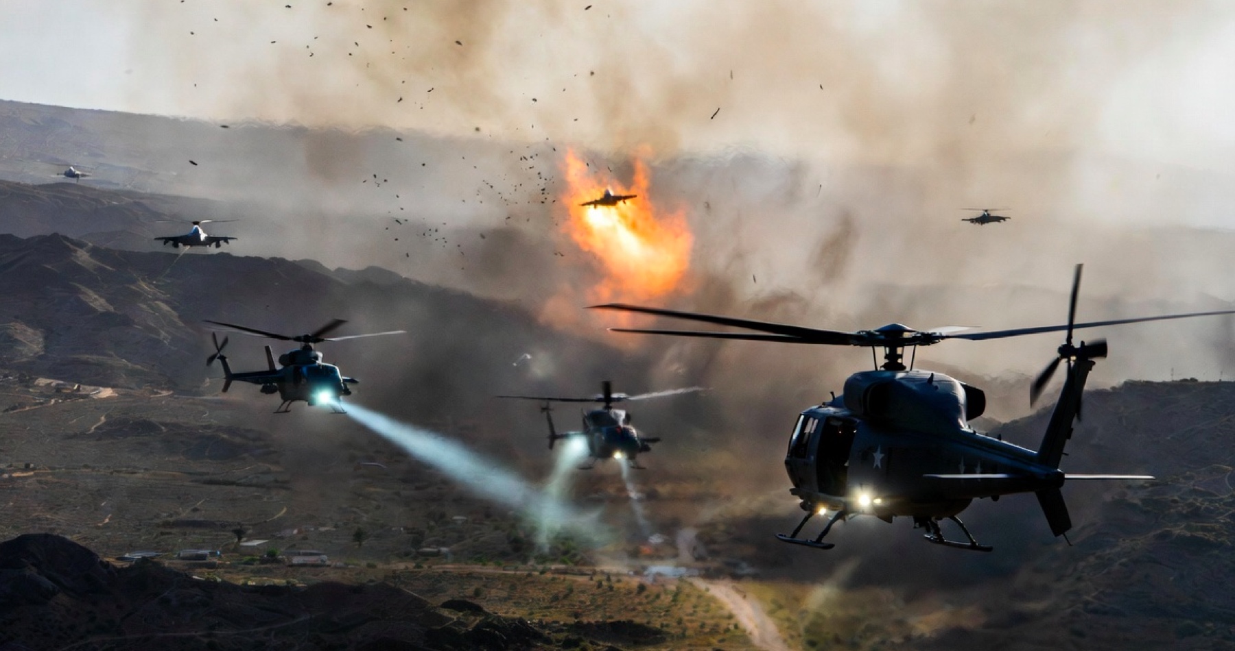 VIDEO: Irán zostrelil nad svojím územím americkú stíhačku F-35. Americká armáda spustila pátraciu akciu po amerických pilotoch pomocou helikoptér a lietadiel. Irán medzitým zasiahol najväčšiu ropnú rafinériu v Kuvajte, ale aj elektrárenský a odsoľovací komplex. Dubajské apartmány zničené iránskym dronom v polovici marca patria podľa saudskoarabských médií Volodymyrovi Zelenskému