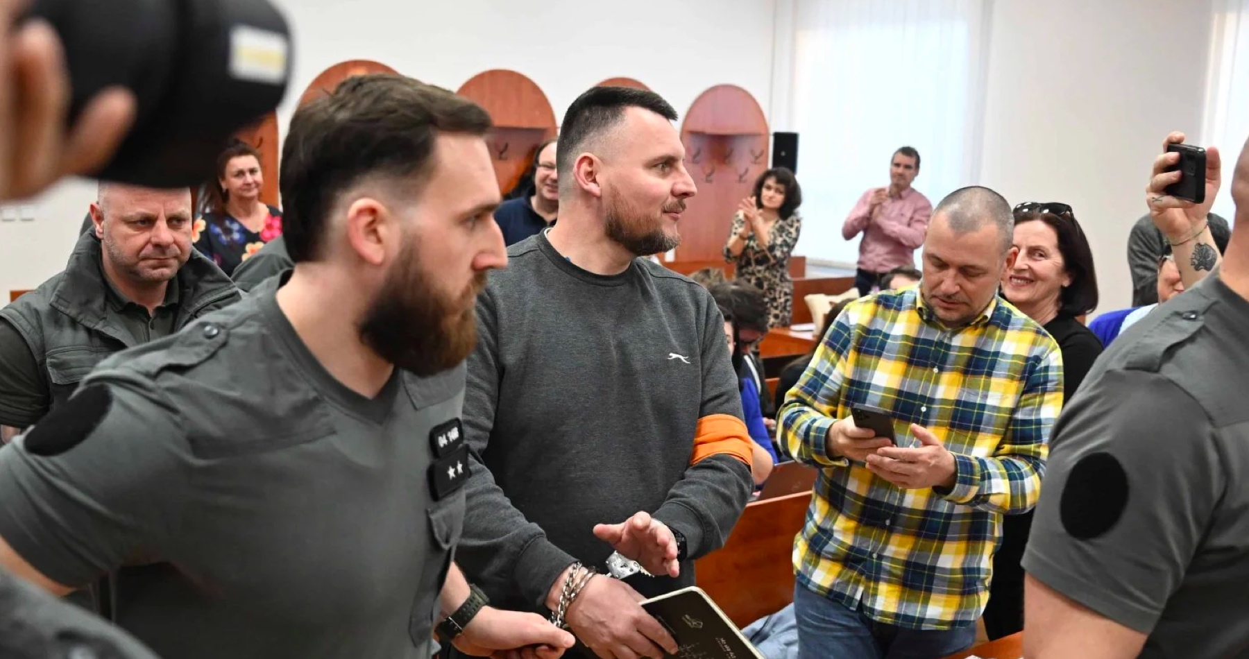 VIDEO: Daniel Bombic bol prepustený z väzby na slobodu