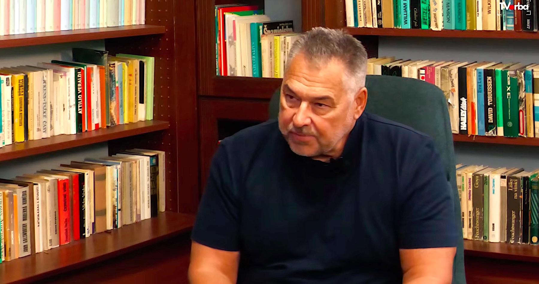 VIDEO: Marek Ťapák o dobe, kde status víťazí nad pravdou, o generácii vychovanej smartfónmi a o strate našej vlastnej identity