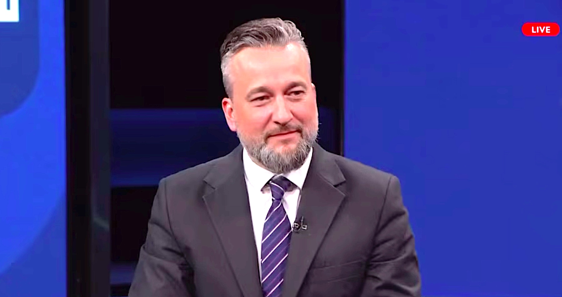 VIDEO: Europoslanec Ľuboš Blaha prirovnal agresívnu rusofóbnu militaristickú propagandu Nemecka k neslávnej kapitole nemeckých dejín v 30. a 40. rokoch 20. storočia, keď Tretej ríši vládol s podobnou antiruskou rétorikou Adolf Hitler