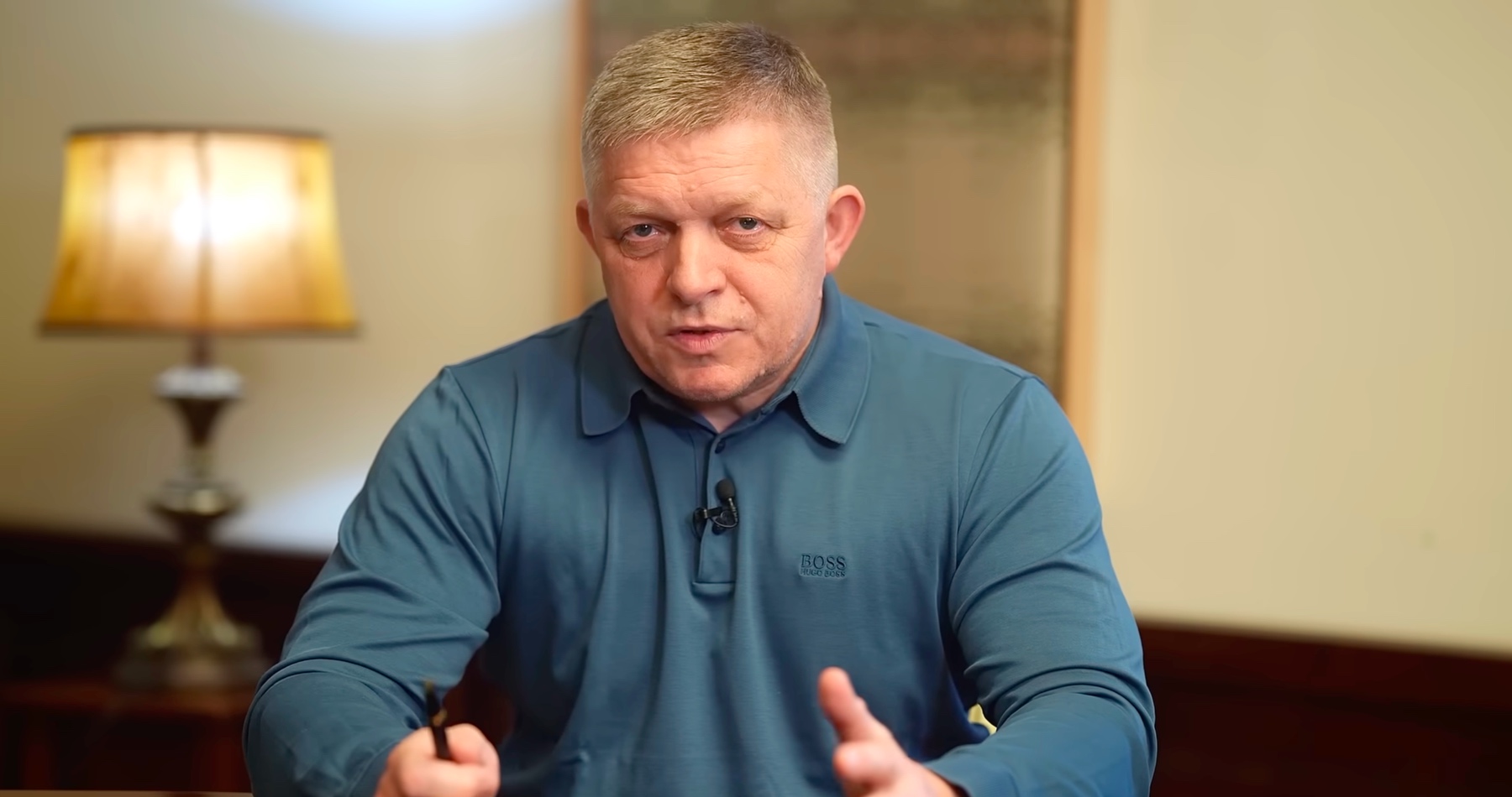 VIDEO: Robert Fico hovorí o rekordne nízkej nezamestnanosti v kontraste s klamstvami korporátnych médií. Premiér zároveň avizuje balík krokov na povzbudenie ekonomiky. Spomenul aj Benešove dekréty, ktoré sú podľa neho nezrušiteľné. Komentoval aj referendum s dvoma otázkami, ktoré prezident vyhlásil na 4. júla 2026, a priblížil dôvod, pre ktorý podal trestné oznámenie na sudkyňu Špecializovaného trestného súdu Pamelu Záleskú. Dodal, že Slovensko sa nebude zúčastňovať na 90-miliardovej pôžičke Ukrajine