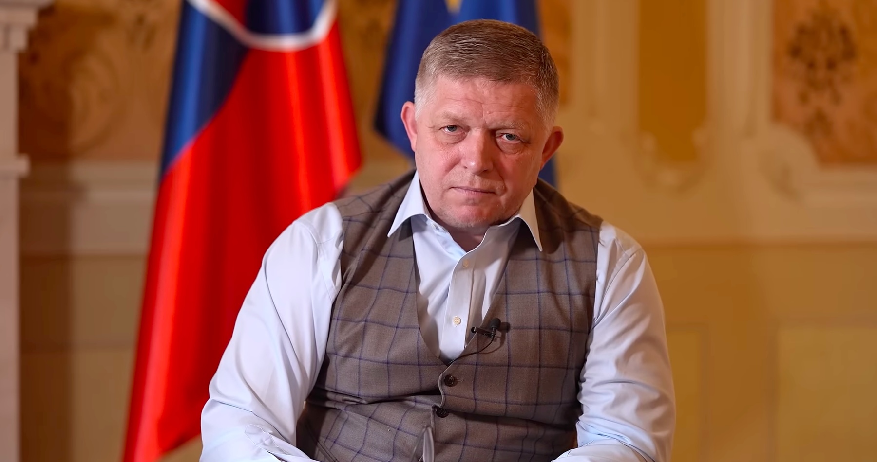 VIDEO: „Ako predseda vlády som odmietol podporiť ostatnú 90-miliardovú vojnovú pôžičku Ukrajine a podnikol som aj právne kroky, aby sa Slovensko na tejto pôžičke nezúčastnilo. Pod mojím vedením sa nezúčastníme ani na ďalších pôžičkách pre Ukrajinu,“ vyhlásil premiér Robert Fico a komentoval kritiku zo strany Ivana Korčoka a Andreja Danka. Vyhlásil tiež, že Progresívne Slovensko, Šimečka & spol., ale aj zvyšok „protislovenskej“ opozície sú chránená zver, ktorú budú pred voľbami ich bábkovodiči zo zahraničia, médií a politických mimovládok podnecovať k ešte väčšej agresivite, čo povedie k výchove ďalších teroristov