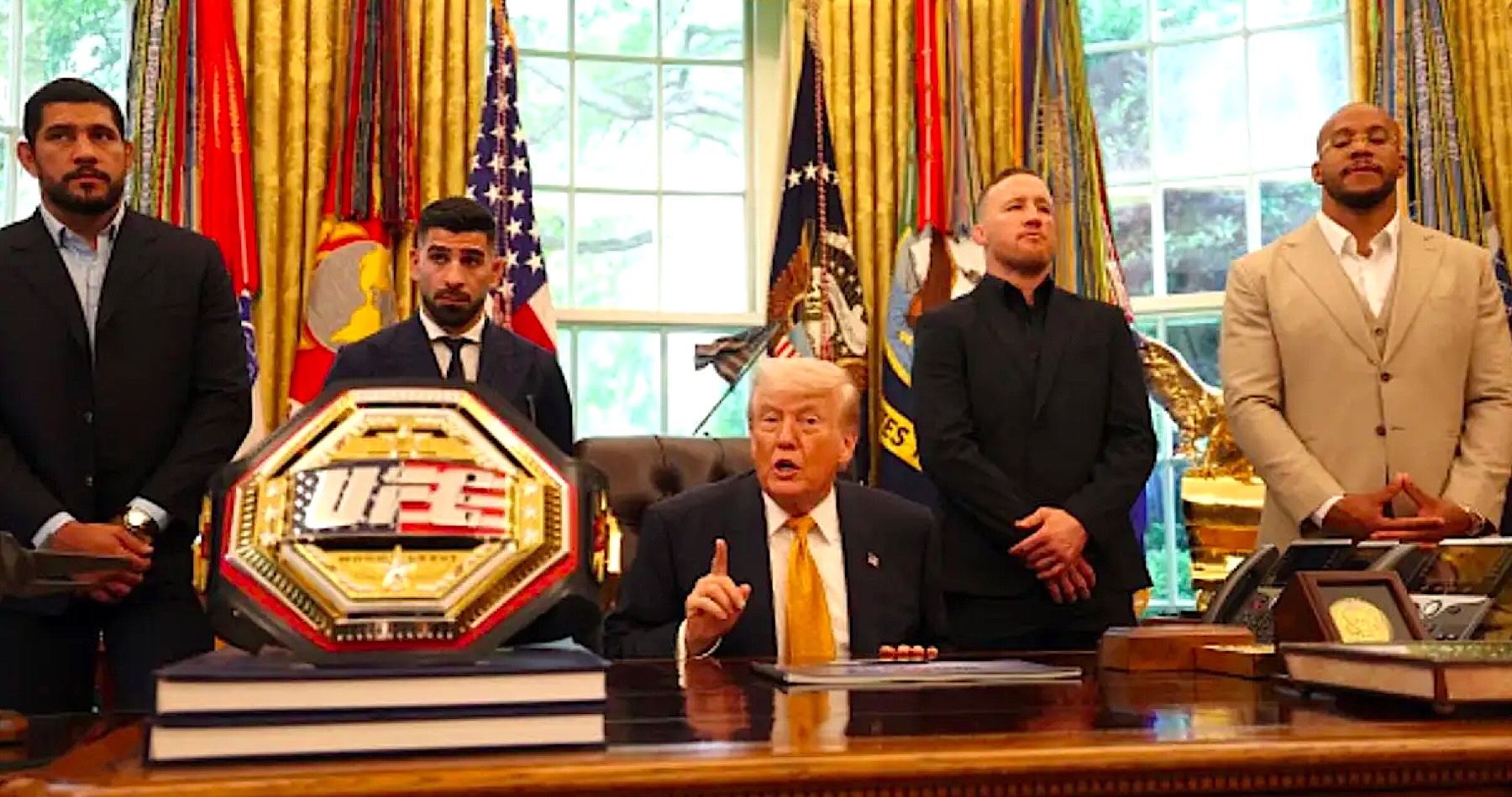 VIDEO: Irán chce podľa Donalda Trumpa uzavrieť dohodu s USA a vraj súhlasí s tým, že nebude vlastniť jadrové zbrane